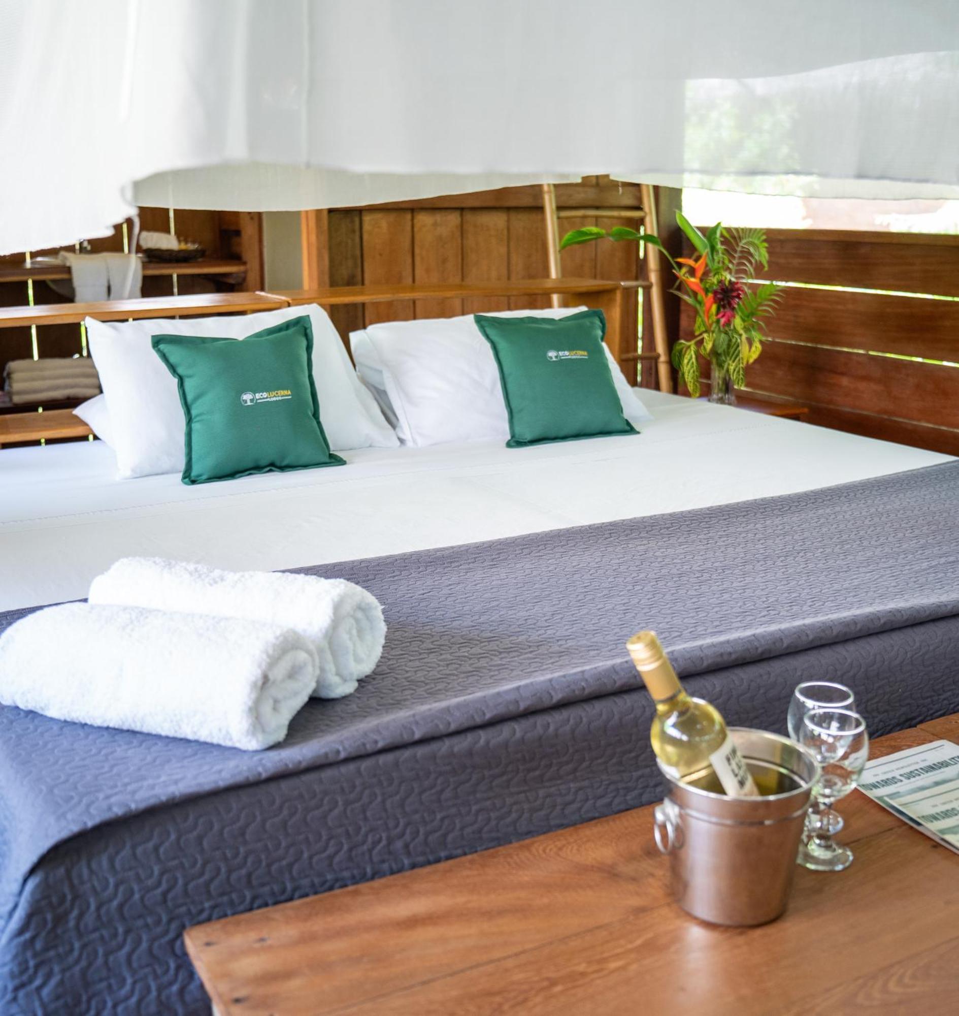 Ecolucerna Lodge Tambopata 푸에르토말도나도 외부 사진