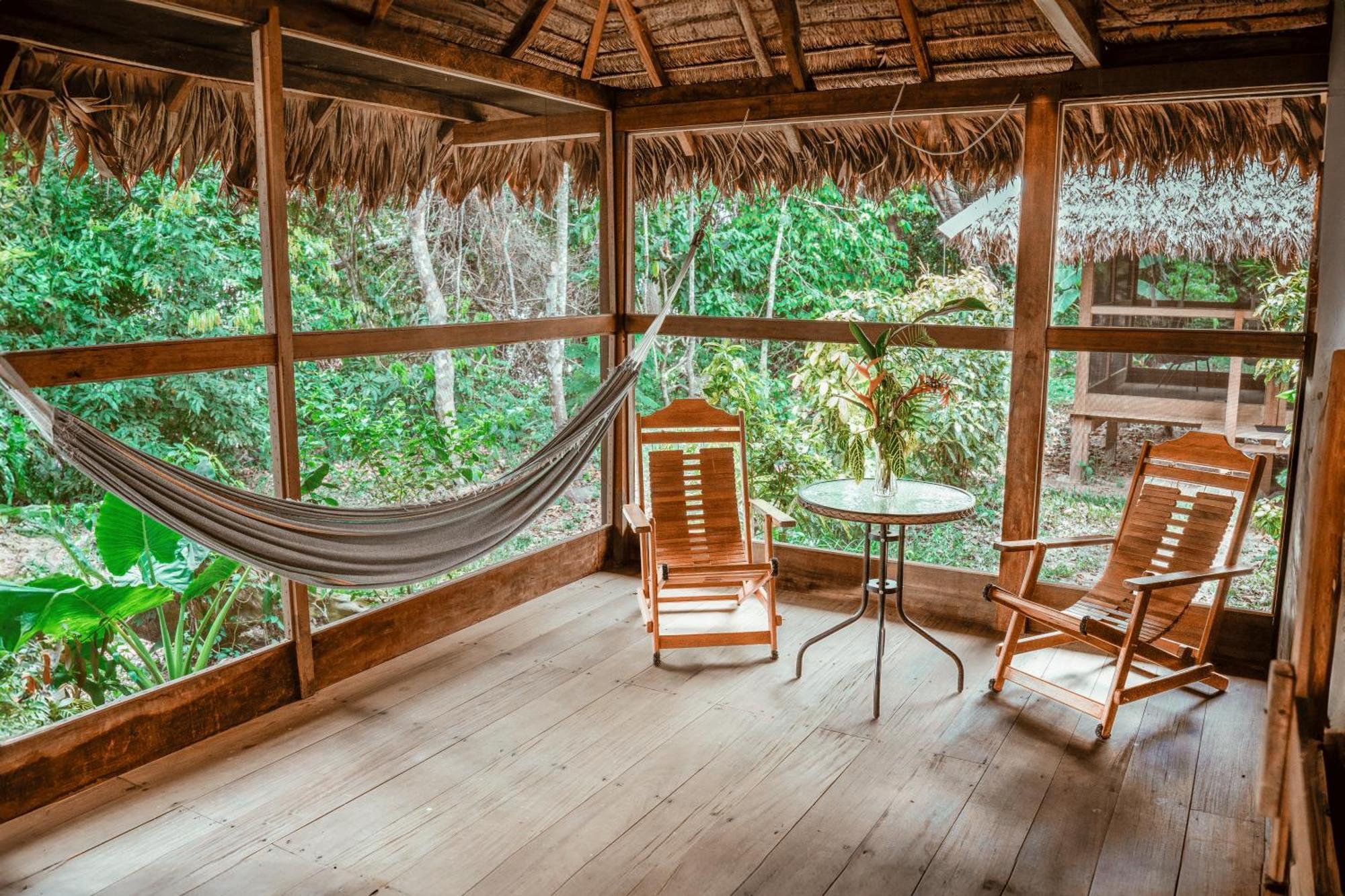 Ecolucerna Lodge Tambopata 푸에르토말도나도 외부 사진